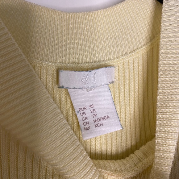 Yellow Ruffle Tank Top - Picture 3 of 4